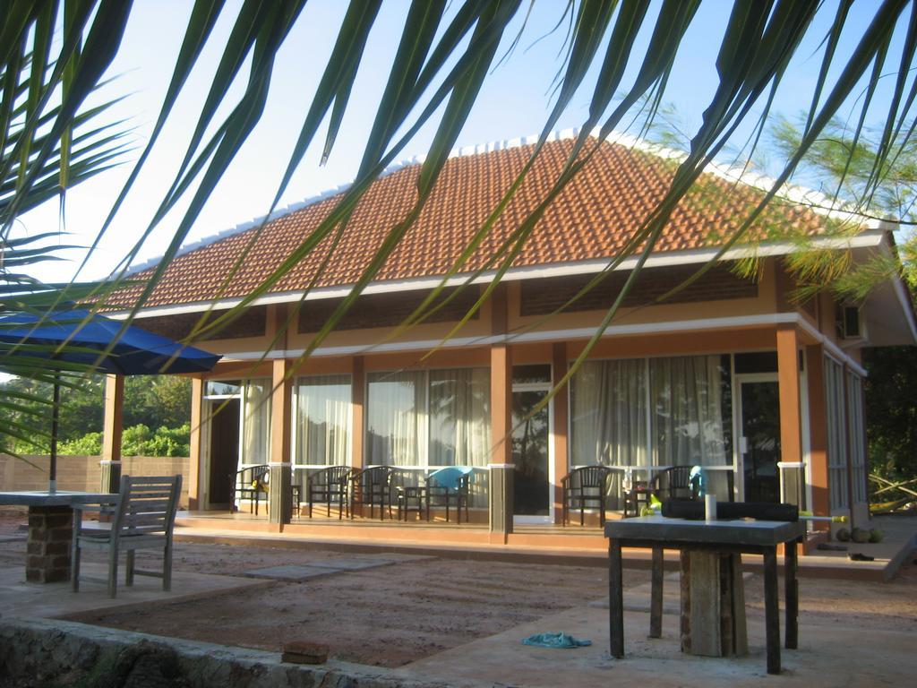 Escape Karimunjawa Hotel เซอมารัง ภายนอก รูปภาพ